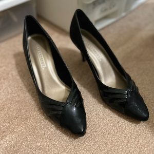 Ladies heels 8.5